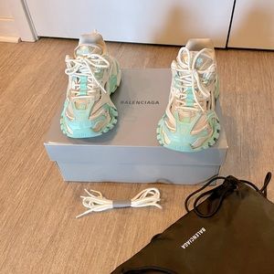 Pre Loved Balenciaga Sneakers